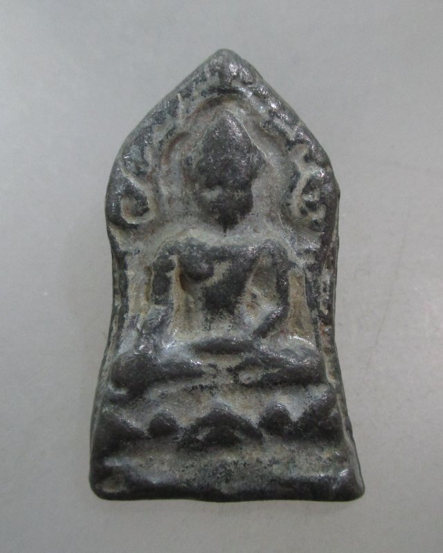 20 บาท พระพุทธเนื้อตะกั่ว
