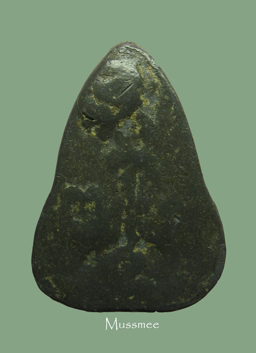 พระกลีบบัวเนื้อตะกัวหลังยันต์ (ลงลักเก่า) หลวงปู่บุญ วัดกลางบางแก้ว ### เคาะเดียว ### 