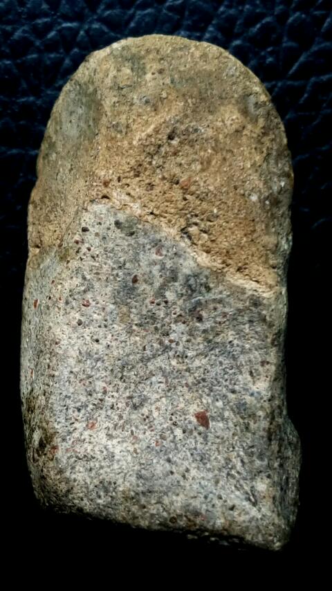 พระคงขาว กรุวัดพระคง จ.ลำพูน หักซ่อม ตามรูปครับ