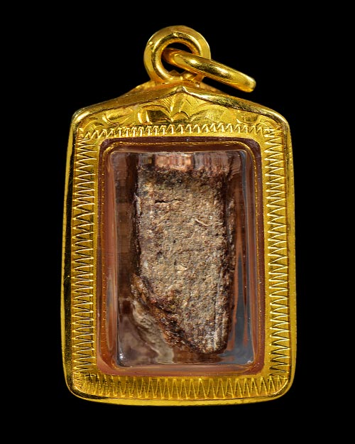 กรุเก่า2522 พระกรุนาดูนตัดเดี่ยว จ.มหาสารคาม พิมพ์เจ้าเงาะ เนื้อมะขามเปียก มีหน้าตา สภาพสวยมาก