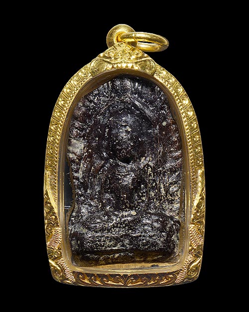 พระซุ้มนครโกษา กรุทัพชุมพล จ.นครสวรรค์ เนื้อตะกั่วสนิมแดง สภาพสวยมาก+เลี่ยมทองหนาหนาทำมา8,500บาท