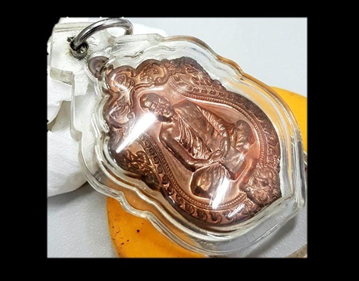 เหรียญเสมาทองแดง 6 รอบหลวงพ่อสาครสวยวิ้ง