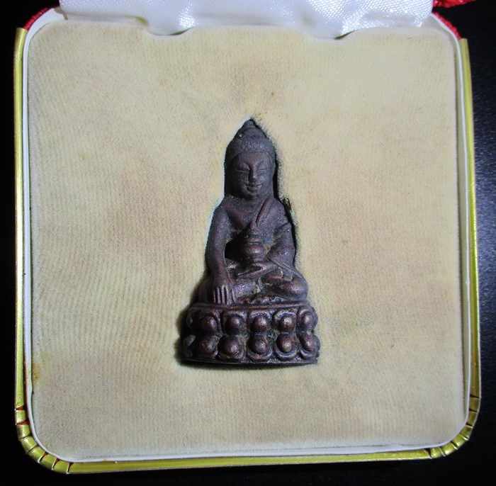 พระกริ่งนาคราช 100 ปี พิมพ์ใหญ่ หมายเลข 169 กล่องเดิม (เคาะเดียว)