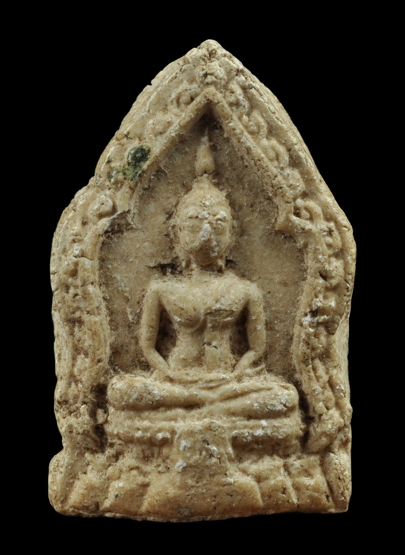 พระผงสมเด็จและว่าน 108 อย่าง หลวงพ่อเพ็ชร์ วัดอัมพวัน