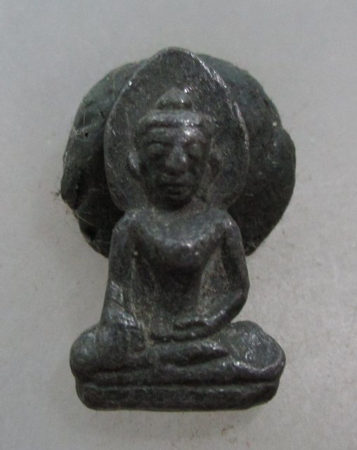 20 บาท พระพุทธเนื้อตะกั่ว