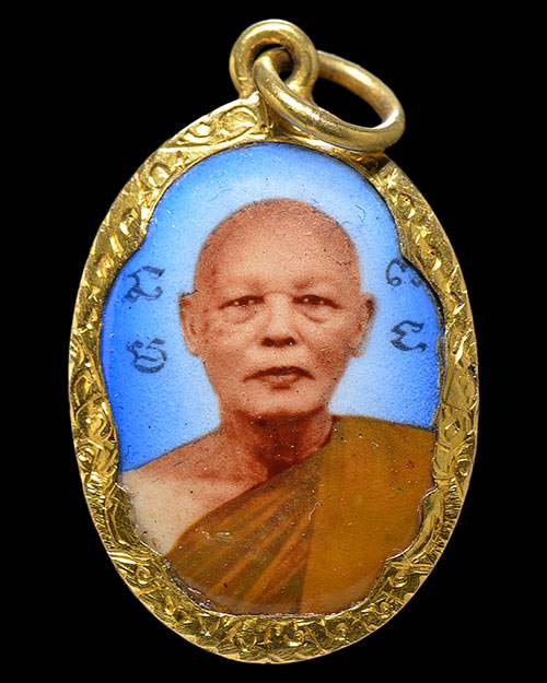 ล็อกเก็ตเล็ก หลวงพ่อแพ วัดพิกุลทอง จ.สิงห์บุรี+เลี่ยมทองเดิมจากวัดครับ