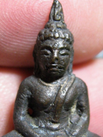 พระกริ่งรักษาดินแดน ปี2513 เนื้อทองเหลือง จ.กรุงเทพฯ ท่านเจ้าคุณนรฯ ปลุกเสก สภาพพอสวย 