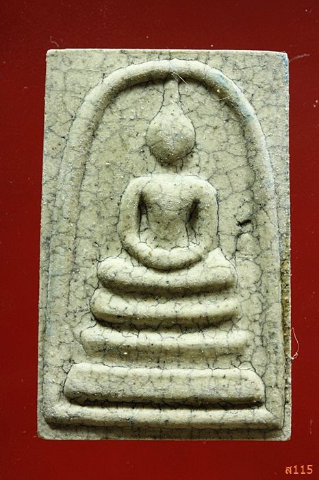 พระสมเด็จวัดระฆัง 108 ปี ย้อนยุค พร้อมกล่องกำมะหยี...../2