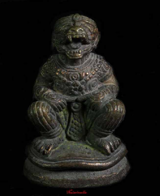 หนุมาน ชินะฤทธิ์ (ชินบัญชร ) รุ่นแรก ปลุกเสกโดย หลวงปู่บัว ถามโก วัดศรีบุรพา จ.ตราด เนื้อนวะ ก้นอุดผ