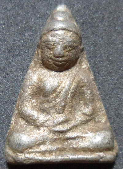 เคาะเดียว พระเชตุพนหน้าโหนกเนื้อชิน ไม่ทราบที่