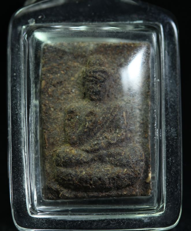 พระผงประทานพร รุ่นแรก ปี23 เนื้อหยาบ นิยม