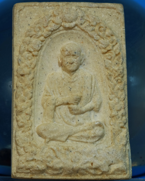 พระผงรูปเหมือน สมเด็จฯโต วัดระฆังฯ รุ่น108ปี(พ.ศ.2523) ด้านหลังมีตรายางชัด มีกล่องเดิมมีบัตรฯ/wb17