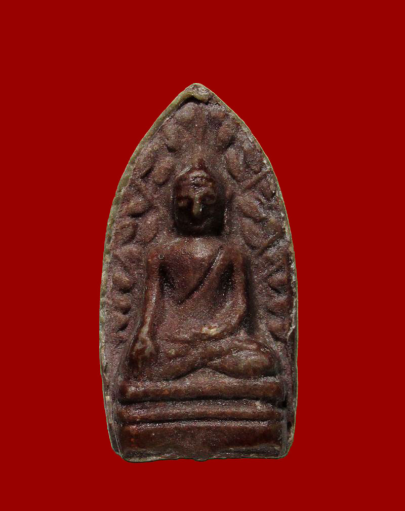 พระรอด หลวงพ่อแพ วัดพิกุลทอง สิงห์บุรี รุ่นจงอางศึก ปี 2514 รักแดง