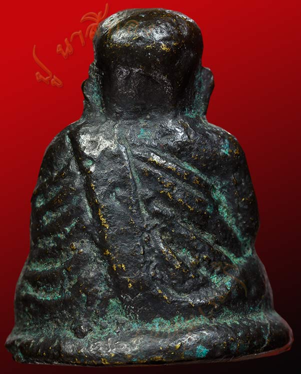 หลวงพ่อเงิน วัดบางคลาน จังหวัด พิจิตร รุ่นปืนแตก พิมพ์นิยมเศียรโต ปี ๒๕๒๘