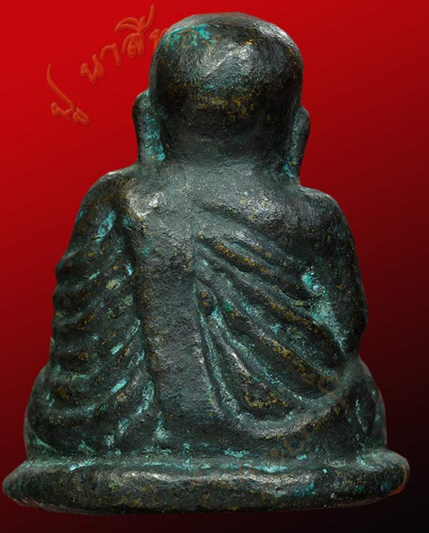 หลวงพ่อเงิน วัดบางคลาน จังหวัด พิจิตร รุ่นปืนแตก พิมพ์นิยมเศียรโต ปี ๒๕๒๘ ๓