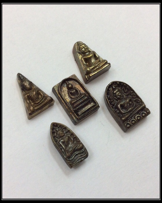 ชุดพระเบญจภาคี รุ่นเศรษฐีนางพญา เนื้อระฆังโบราณ วัดนางพญา มีโค๊ด กล่องเดิม