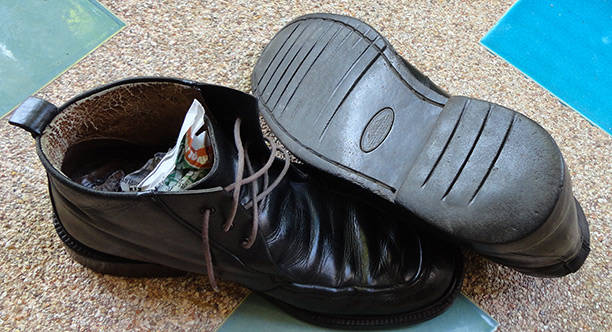 รองเท้า BALLY ของแท้ แบรนด์ดังระดับไฮเอนด์ คู่ละกว่า 19,000 บาท