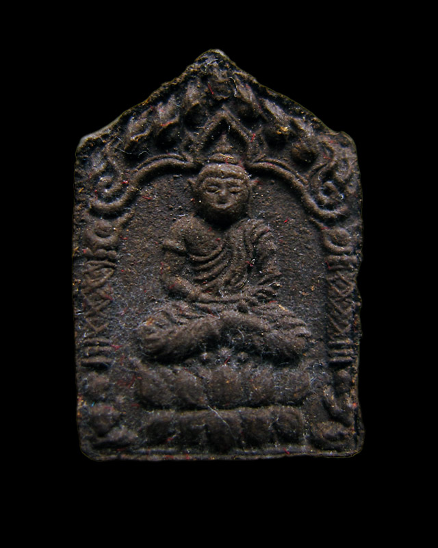 พระขุนแผนเนื้อผง รุ่นมงคลมหาเศรษฐี หลวงปู่บัว ถามโก พิมพ์เล็ก ฝังตระกรุดทองแดง พ.ศ. ๒๕๕๕