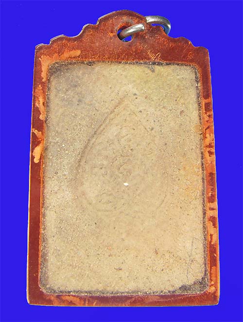 พระพุทธชินราช กรุวัดทับผึ้ง จ.สุโขทัย เนื้อดิน หลังยันต์ ปี 2473 