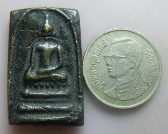 **วัดใจ**พระสมเด็จหล่อโบราณวัดแสนสุข เนื้อทองผสม ปี ๒๔๙๔**หลวงพ่อแพ วัดพิกุลทอง ปลุกเสก