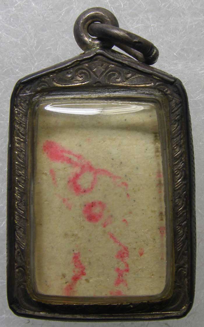 สมเด็จคะแนน 108 ปี วัดระฆังฯ เลี่ยมเงินยกซุ้มพร้อมใช้