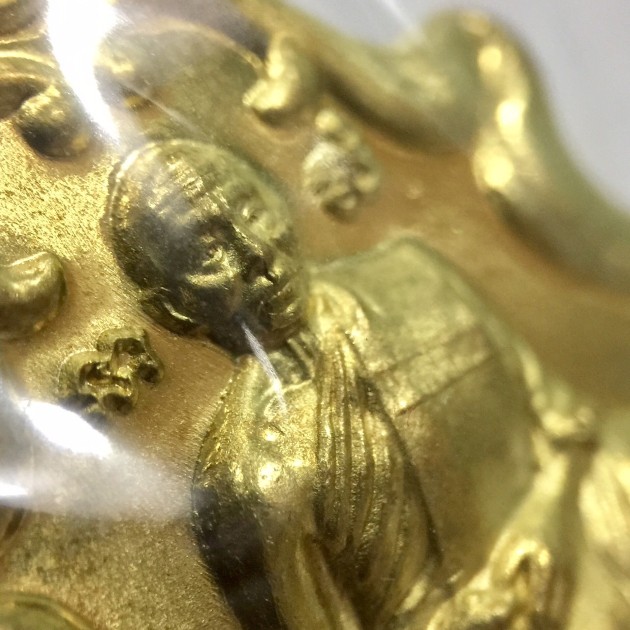 A# แดงเบาๆ พร้อมกล่อง เหรียญขี่เต่า ฝาบาตร แจกกรรมการ ปลุกเสกโดย หลวงพ่อสาคร วัดหนองกรับ