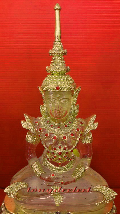 พระบูชาแก้วใสทรงเครื่อง หลวงพ่อฤาษีลิงดำ วัดท่าซุง จ.อุทัยธานี สวยมากค่ะ