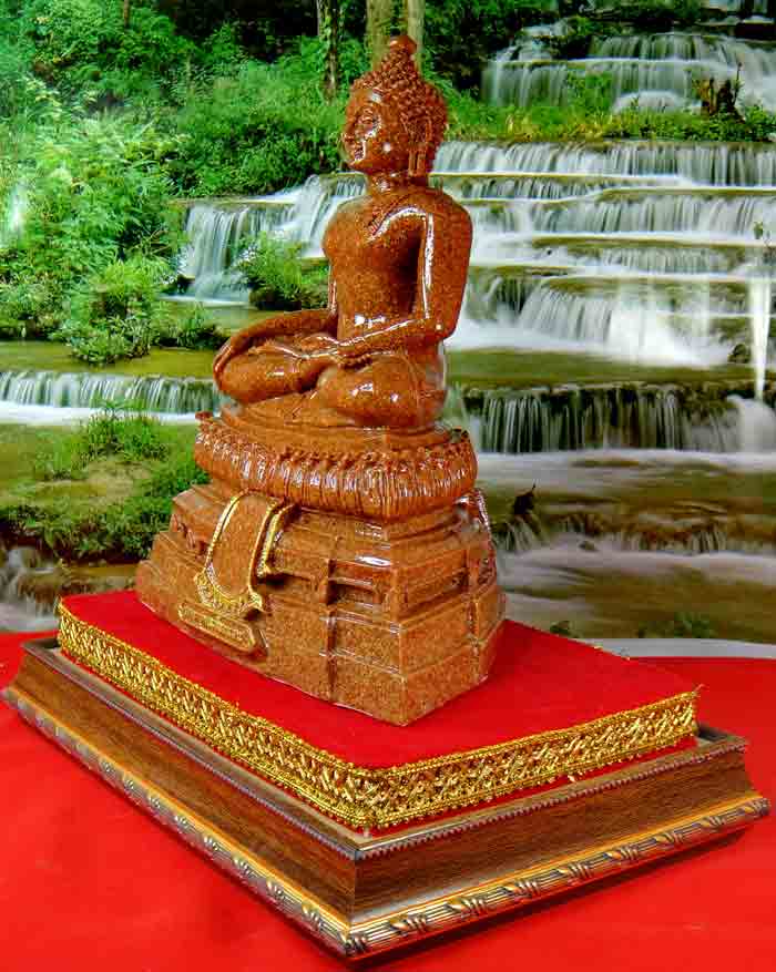 ***พระพุทธรูปบูชาศิลปแบบเชียงแสน เนื้อกระเบื้องหลังคาโบส์ถ งานพุทธศิลป์พุทธลักษณะสวยงามมากค่ะ ขนาดหน
