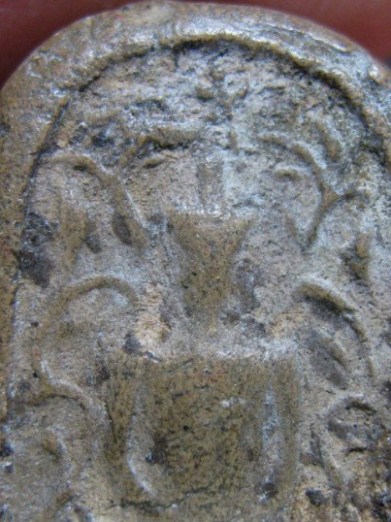 พระซุ้มเถาวัลย์ กรุวัดชนะสงคราม เนื้อดิน กรุงเทพฯ มาพร้อมบัตรรับรอง