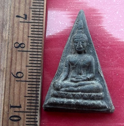 เริ่ม 10 บาท กับ พระผงนางพญางิ้วดำ …AY644