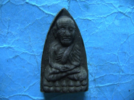 ล.ป.ทวด วัดช้างให้ รุ่นรวยทรัพย์ พร้อมกล่องเดิม