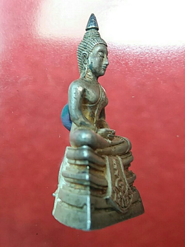 หลวงพ่อโสธร 80ปีกรมตำรวจ เนื้อเงินปัดเงา แท้