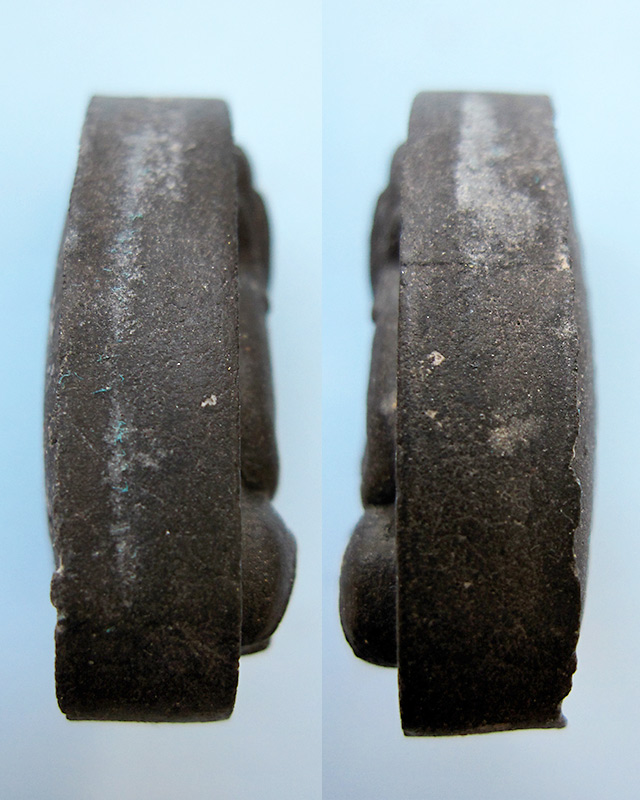 พระปิดตาปลดหนี้ หลวงปู่บัว ถามโก วัดเกาะตะเคียน เนื้อผงใบลานตะกรุดเงิน รุ่น เพชรกลับ ญสส.พ.ศ. ๒๕๕๓