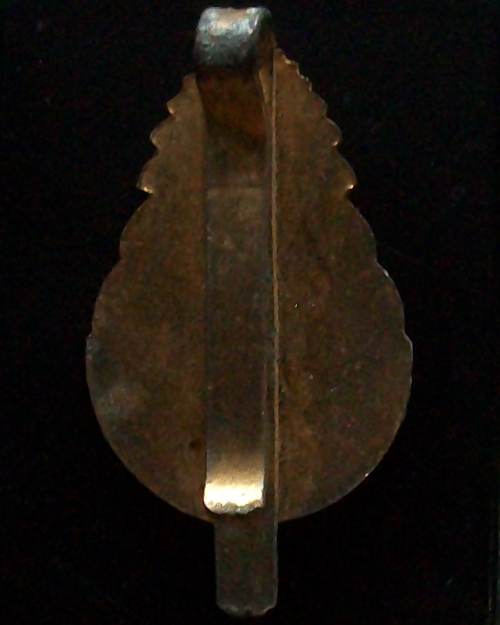 แหนบ หลวงพ่อฤาษีลิงดำ รุ่นที่ ๔ 