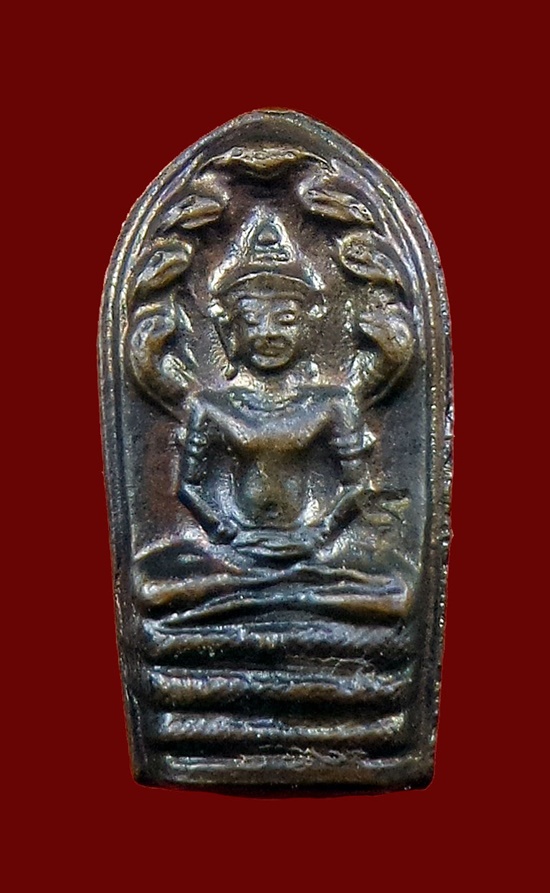 พระปรกหลวงพ่อรวยรุ่นแรกเนื้อนวะครับ