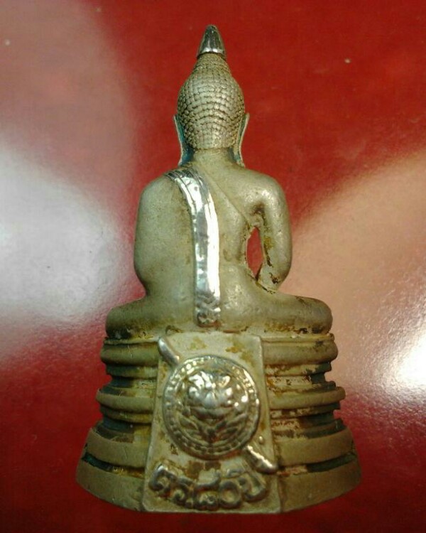 หลวงพ่อโสธร 80ปีกรมตำรวจ เนื้อเงินปัดเงา แท้