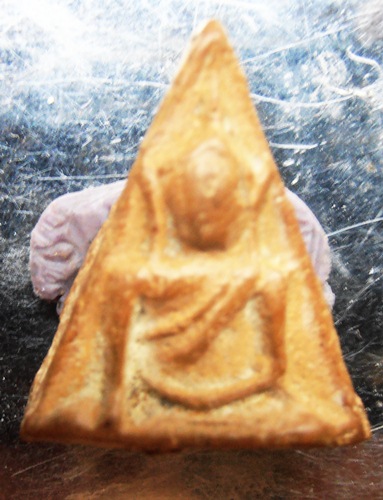 พระนางพญา เนื้อดิน รุ่นสร้างโรงพยาบาล ปี2500สวยๆครับ