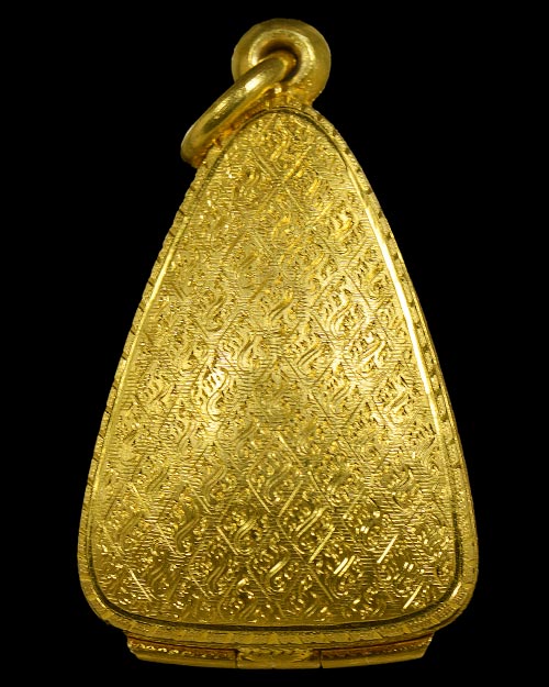 พระร่วงนั่ง กรุบ้านโต้น จ.ขอนแก่น เนื้อตะกั่วสนิมแดง สภาพสวยมาก+ตลับทองคำ9.73กรัม