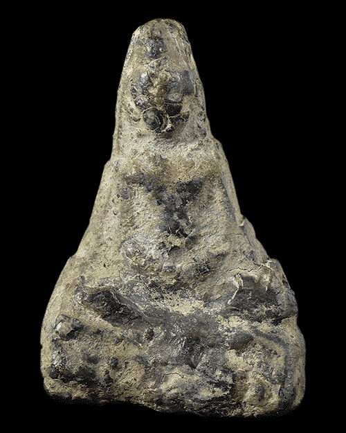 พระร่วงนั่ง กรุบ้านโต้น จ.ขอนแก่น เนื้อตะกั่วสนิมแดง สภาพสวยมาก+ตลับทองคำ9.73กรัม