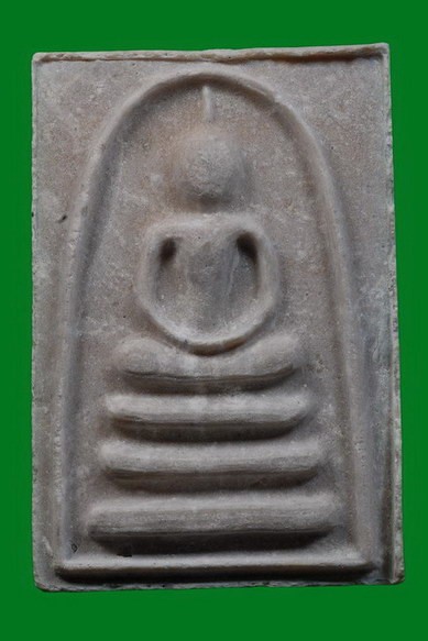 พระสมเด็จ แพ 4 พัน วัดพิกุลทอง สวยครับ พร้อมกล่อง