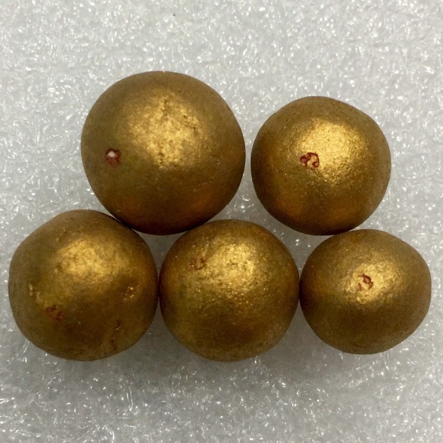 WP2# เบาๆ ลูกอมเมตตามหานิยม โค๊ทนะ คัดสวย โค๊ทชัดๆ เนื้อว่านดอกทองผสมผงพรายกุมารปี 54 จำนวน 5ลูก