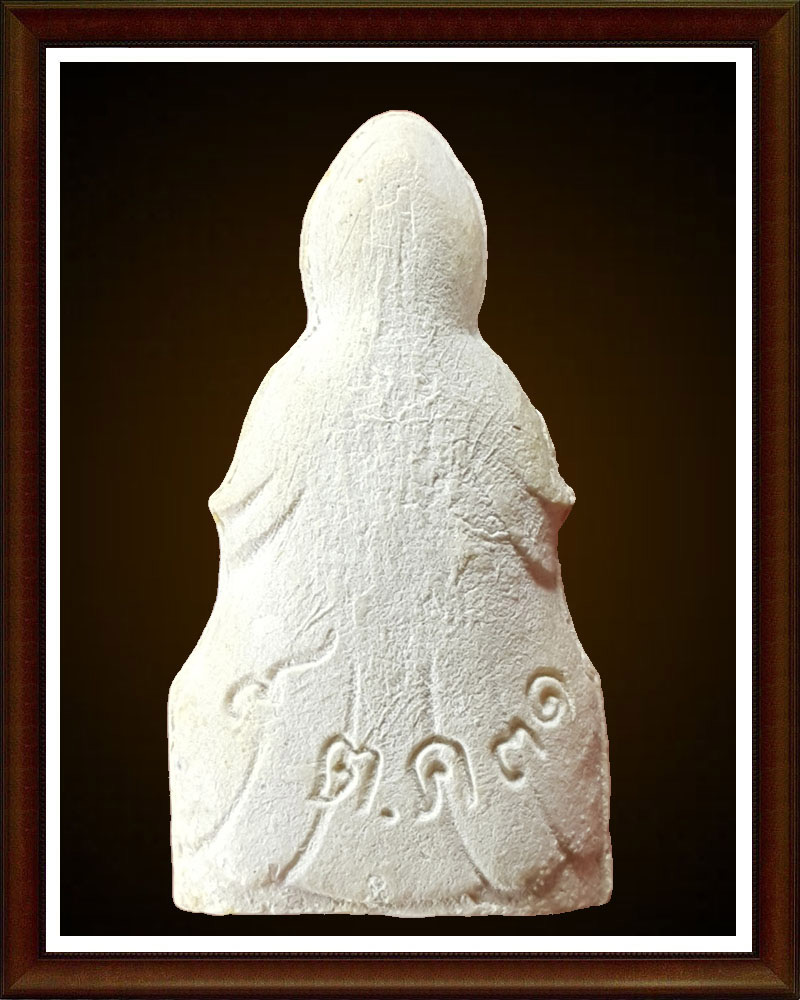 พระโพธิสัตว์กวนอิมเนื้อผง รุ่นแรก วัดบวรนิเวศวิหาร 2