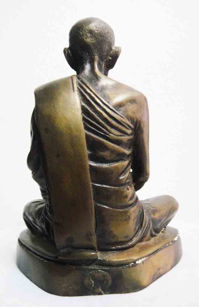 พระบูชาหลวงปู่มั่น ภูริทัตโต ขนาดหน้าตัก 5 นิ้ว