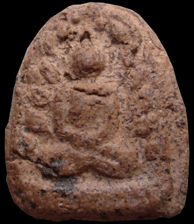 พระเล็บมือ กรุวัดราชนัดดา พระมีราดำ ดูง่ายครับ เคาะแรกครับ