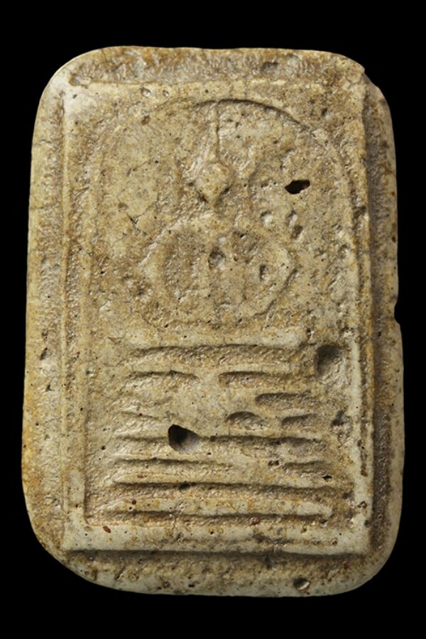 พระสมเด็จวัดเกษสภาพใช้ครับ