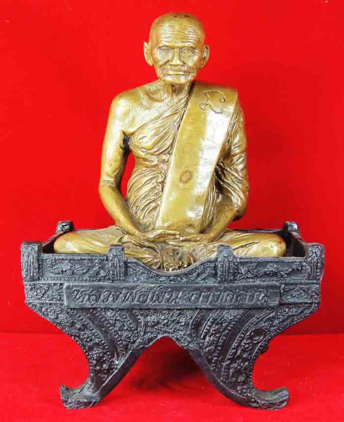 ***พระบูชาหลวงพ่อเงิน วัดบางคลาน เนื้อทองเหลือง( 2 ถอด )