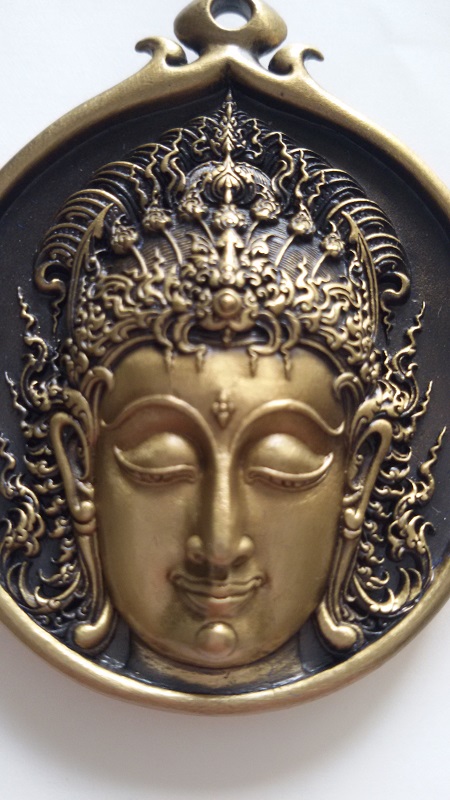 พระโพธิสัตว์ประทานความสุข58ปี เนื้อทองเหลือง สภาพสวยเดิมๆ หมายเลข1786 พร้อมอุปกรณ์ครบ
