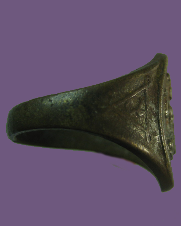 แหวนแม่นางกวัก หลวงพ่อกวย