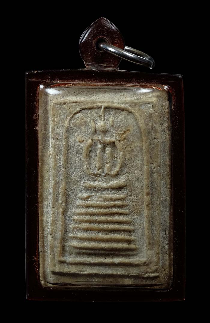 พระสมเด็จ สาย วัดเกศ ไชโย พิมพ์ 8 ชั้น ค่ะ