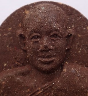 พระผงหลวงพ่อเณร วัดทุ่งเศรษฐี รุ่นเสาร์5เงินมาห้าพันล้าน หลวงปู่หมุนเสกเคาะเดียว3องค์450